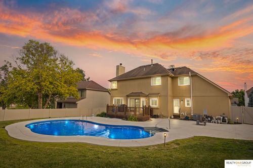 17812 Washington Cir, Omaha, NE, 68135-3023 | Card Image