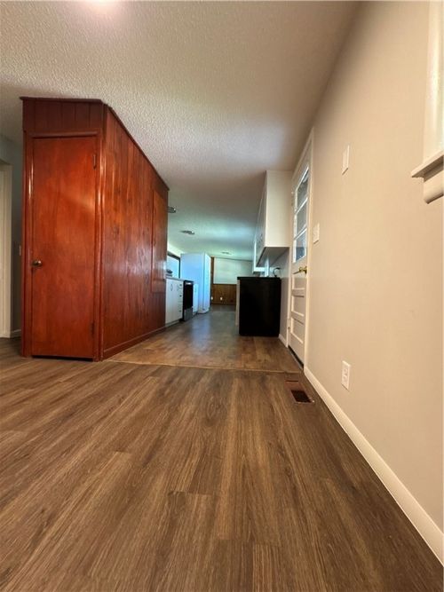130 S 40th St, Springdale, AR, 72762-0619 | Card Image