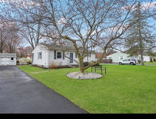 134 Newhouse St, Springfield, MA, 01118-2510 | Card Image