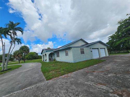b-2621 Nw 13th St, Pompano Beach, FL, 33069-1841 | Card Image