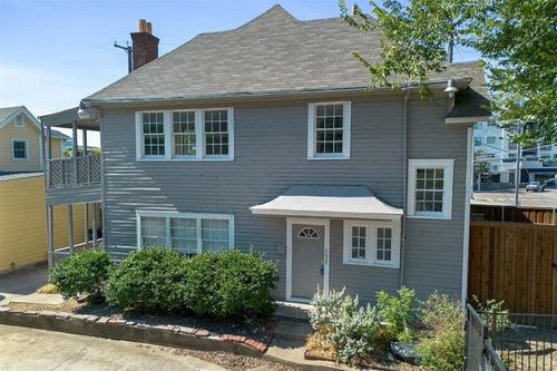 4039 Roswell St, Dallas, TX, 75219-3510 | Card Image