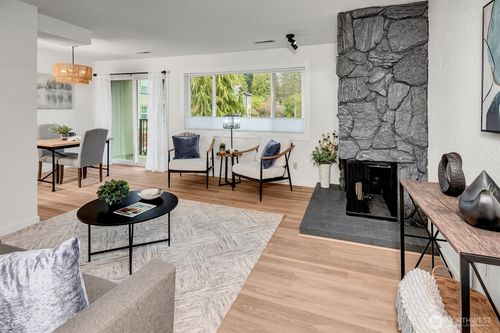 apt-b203-9517 Ne 180th St, Bothell, WA, 98011-7904 | Card Image