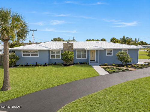 1032 Bel Aire Dr, Daytona Beach, FL, 32118-3635 | Card Image