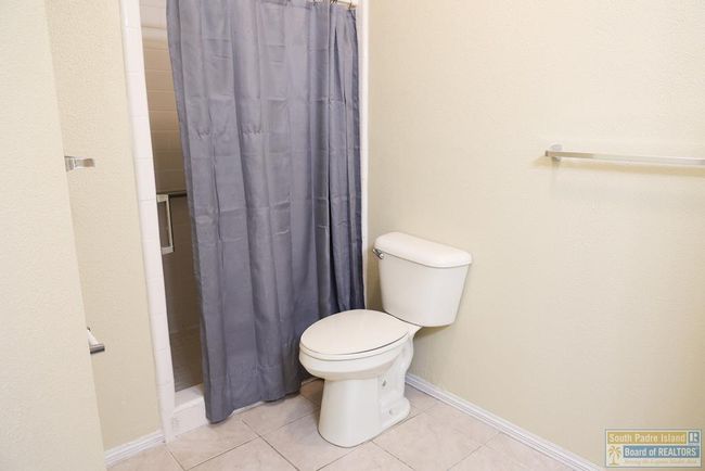 APT-1304 - 3 Ocelot Trail Rd, Condo with 2 bedrooms, 2 bathrooms and null parking in Laguna Vista TX | Image 19