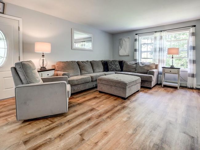 20 Lakeview Rd, House other with 3 bedrooms, 2 bathrooms and null parking in Kenoza Lake NY | Image 6