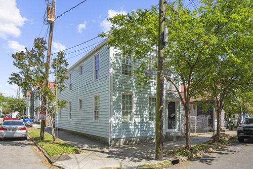 160 Smith St, Charleston, SC, 29403-6021 | Card Image