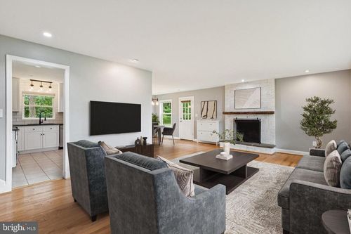 12645 Fingerboard Rd, MONROVIA, MD, 21770-8718 | Card Image