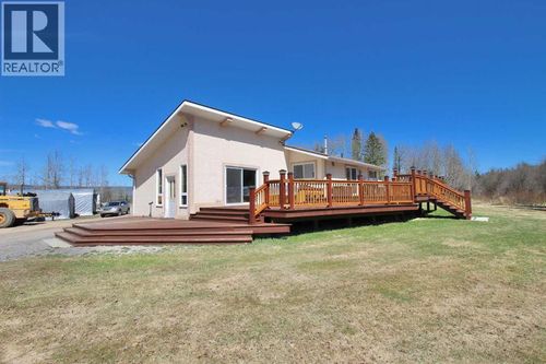 779 Makenny St, Hinton, AB, T7V1H3 | Card Image