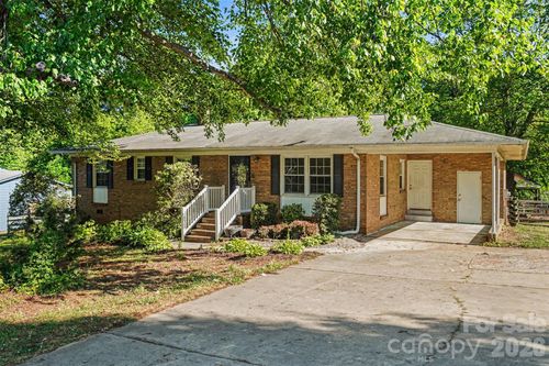 126 Terrace Rd, Mooresville, NC, 28117-9126 | Card Image