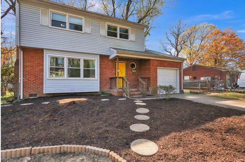 107 Picard Dr, Newport News, VA, 23602-5316 | Card Image