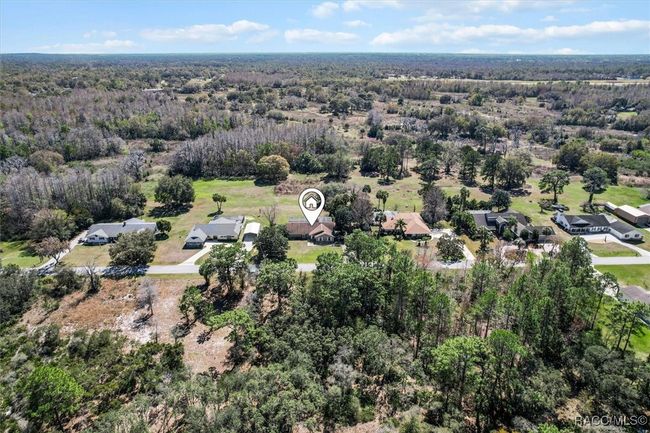 7618 W Golf Club St, House other with 3 bedrooms, 2 bathrooms and 2 parking in Crystal River FL | Image 45