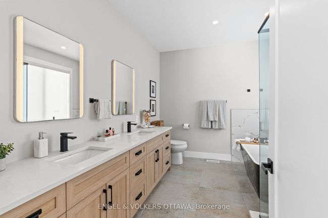 425 Ginger Cres, House other with 5 bedrooms, 4 bathrooms and 6 parking in Metcalfe ON | Image 23