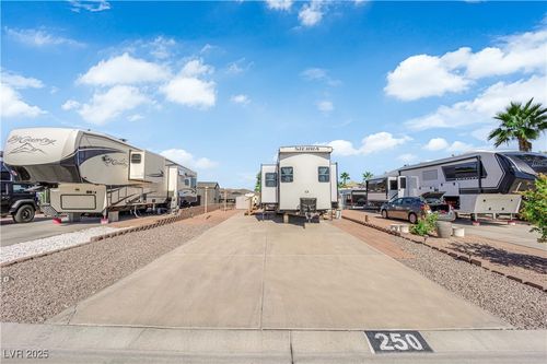 821 Robin Way, Boulder City, NV, 89005-1232 | Card Image