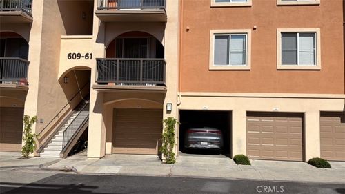 611 Oak Gln, Irvine, CA, 92618-4716 | Card Image