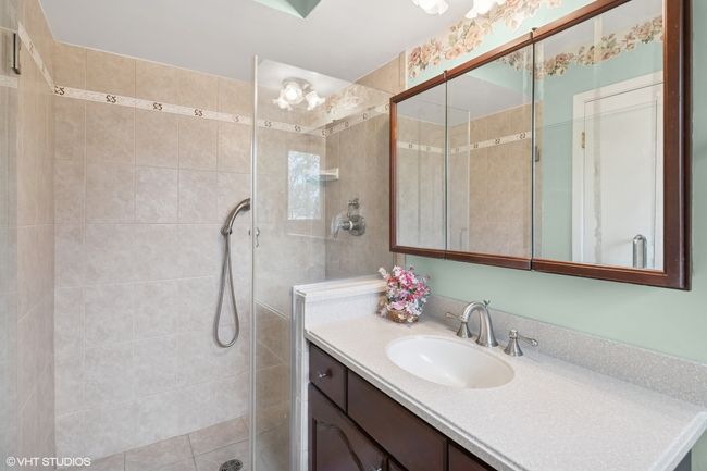 2640 Mulberry Ln, House other with 3 bedrooms, 3 bathrooms and 2 parking in Northbrook IL | Image 9
