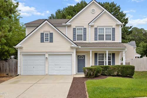 204 Grassy Point Rd, Apex, NC, 27502-3768 | Card Image
