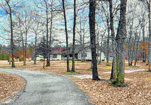 1701 Hanover Ave, Egg Harbor City, NJ, 08215-4323 | Card Image