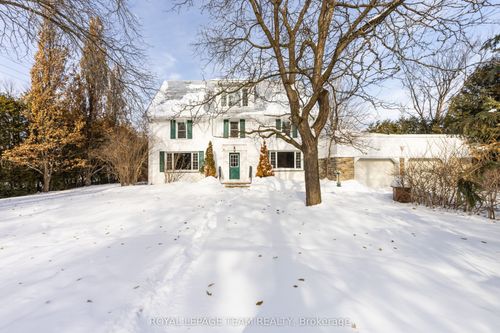 2307 Scrivens Dr, Metcalfe, ON, K0A2P0 | Card Image