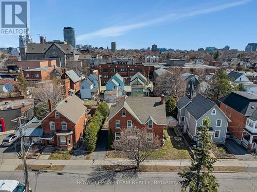 11 Sherbrooke Avenue, Ottawa, ON, K1Y1R8 | Card Image