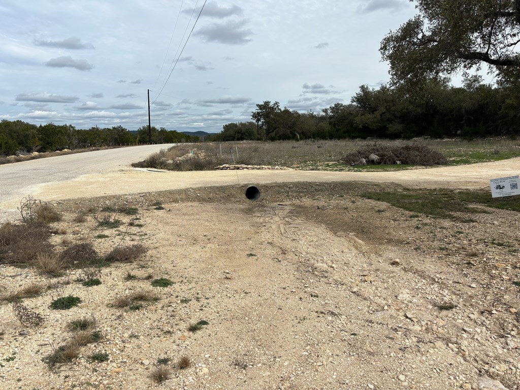 Land in Bandera 5