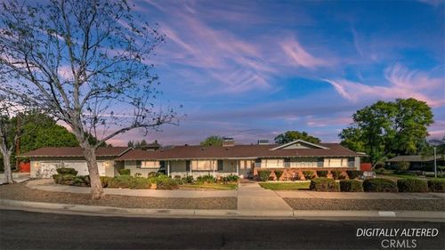 5296 Bronson, Riverside, CA, 92506 | Card Image
