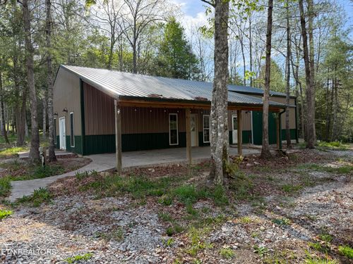223 Crouch Branch Ln, Allardt, TN, 38504-6059 | Card Image