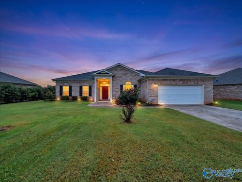 510 Bell Cir, Huntsville, AL, 35811-8602 | Card Image