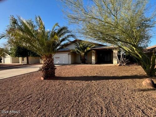 6320 W Paradise Ln, Glendale, AZ, 85306-2222 | Card Image
