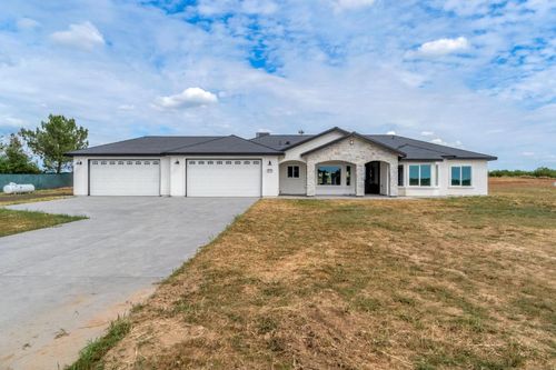 21035 Forest Glen Rd, Madera, CA, 93638-7846 | Card Image