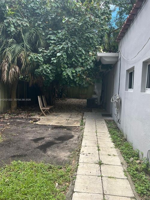 1-644 Ne 82nd Ter, Miami, FL, 33138-4110 | Card Image