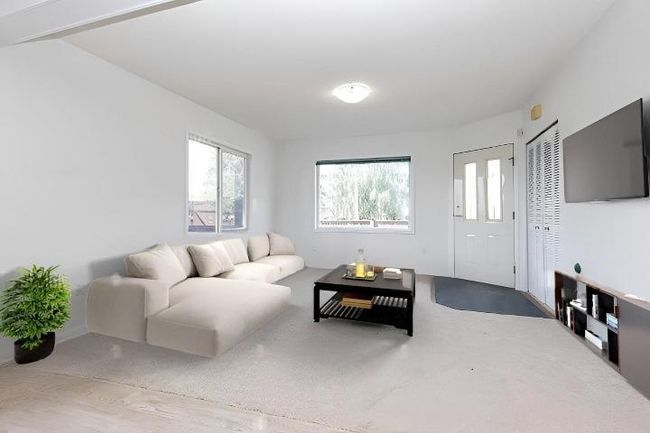 7526 Lickman Rd, House other with 5 bedrooms, 4 bathrooms and null parking in Chilliwack BC | Image 7