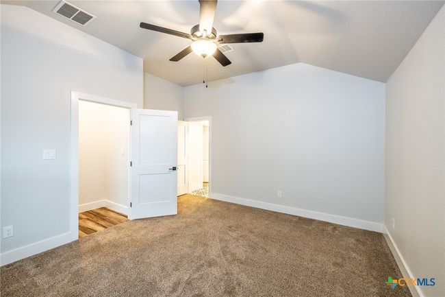 Primary Bedroom | Image 15