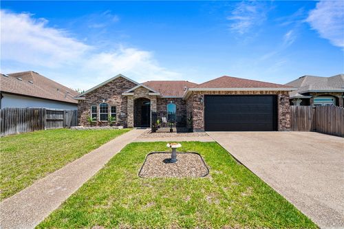 3902 Elvis Dr, Corpus Christi, TX, 78414-5628 | Card Image