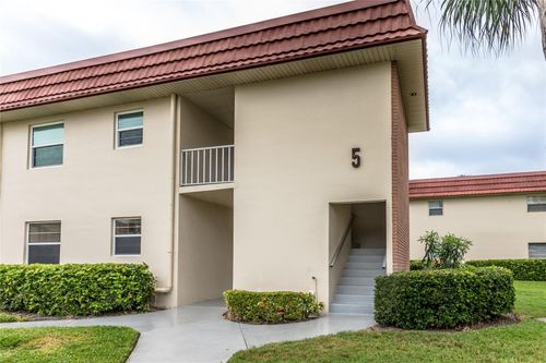 203-5 Vista Palm Ln, VERO BEACH, FL, 32962-0805 | Card Image