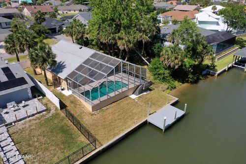 e-6 Crossleaf Ct E, Palm Coast, FL, 32137-8907 | Card Image