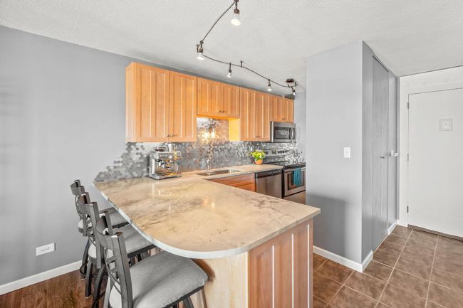 8-web-or-mls-123.jpg | Image 7