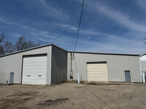 5700 Walnut St, Richmond, IL, 60071-9201 | Card Image