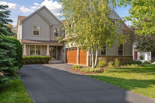 1120 Grove Cir, Victoria, MN, 55386-8242 | Card Image