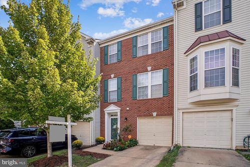 7851 Dogue Indian Cir, LORTON, VA, 22079-2146 | Card Image