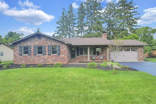 370 Heather Ln, Powell, OH, 43065-7678 | Card Image