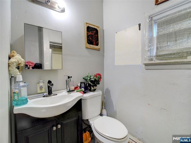 41 - 539-41 E 2 Nd St, House other with 4 bedrooms, 2 bathrooms and null parking in Plainfield NJ | Image 9