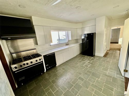 11 126th St, College Point, NY, 11356-1849 | Card Image