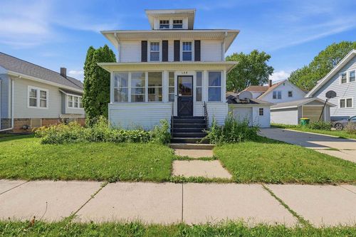 154 E 11th Street, Fond Du Lac, WI, 54935 | Card Image