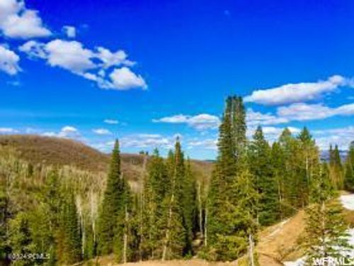 Ss-144 Porcupine Loop, Coalville, UT, 84017 | Card Image