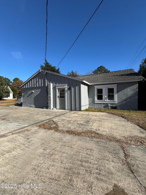 234 Russells Creek Rd, Beaufort, NC, 28516-7591 | Card Image