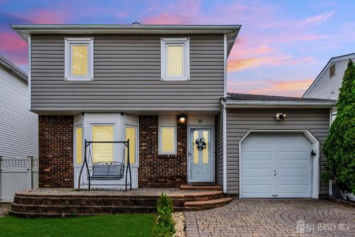 22 Tanbark Dr, Parlin, NJ, 08859-2508 | Card Image