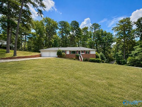 2401 Red Oak Road, Gadsden, AL, 35904 | Card Image