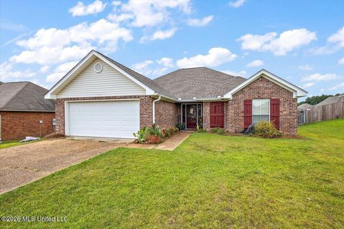 115 Ash Ridge Pl, Pearl, MS, 39208-5075 | Card Image