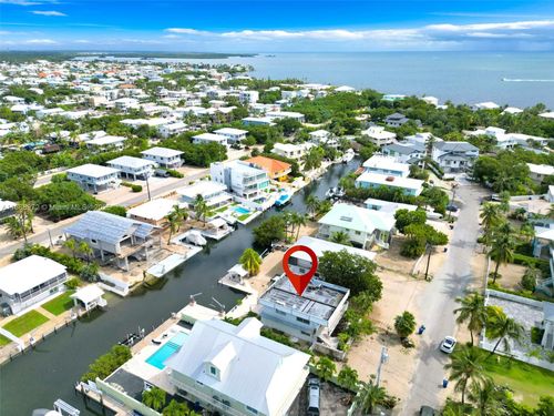 174 Corrine Pl, Key Largo, FL, 33037-4206 | Card Image