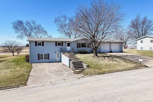 13617 Bartow Road, FENNIMORE, WI, 53809 | Card Image